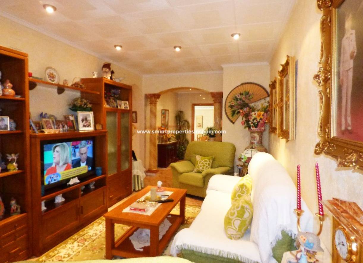 Wederverkoop - Detached Villa - La Marina - Urbanización La Marina