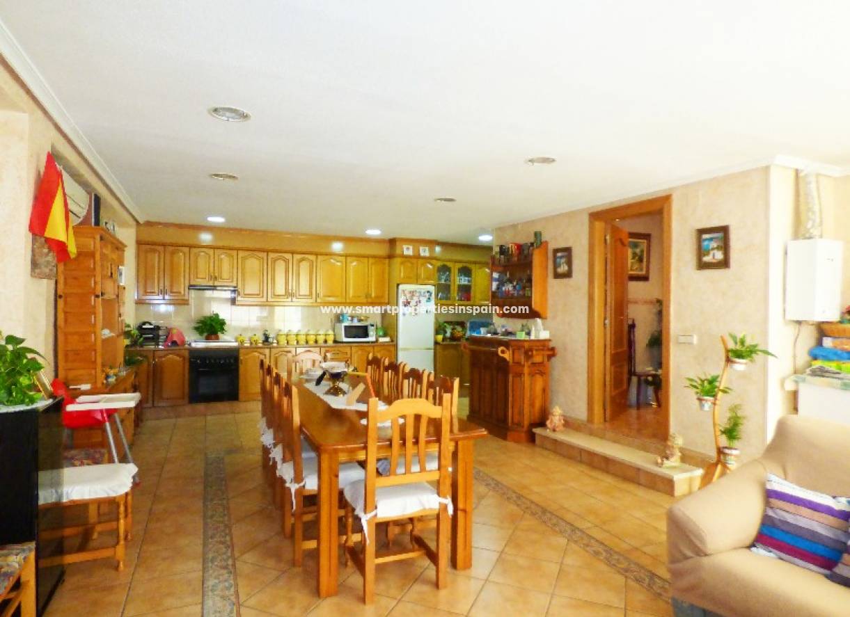 Wederverkoop - Detached Villa - La Marina - Urbanización La Marina