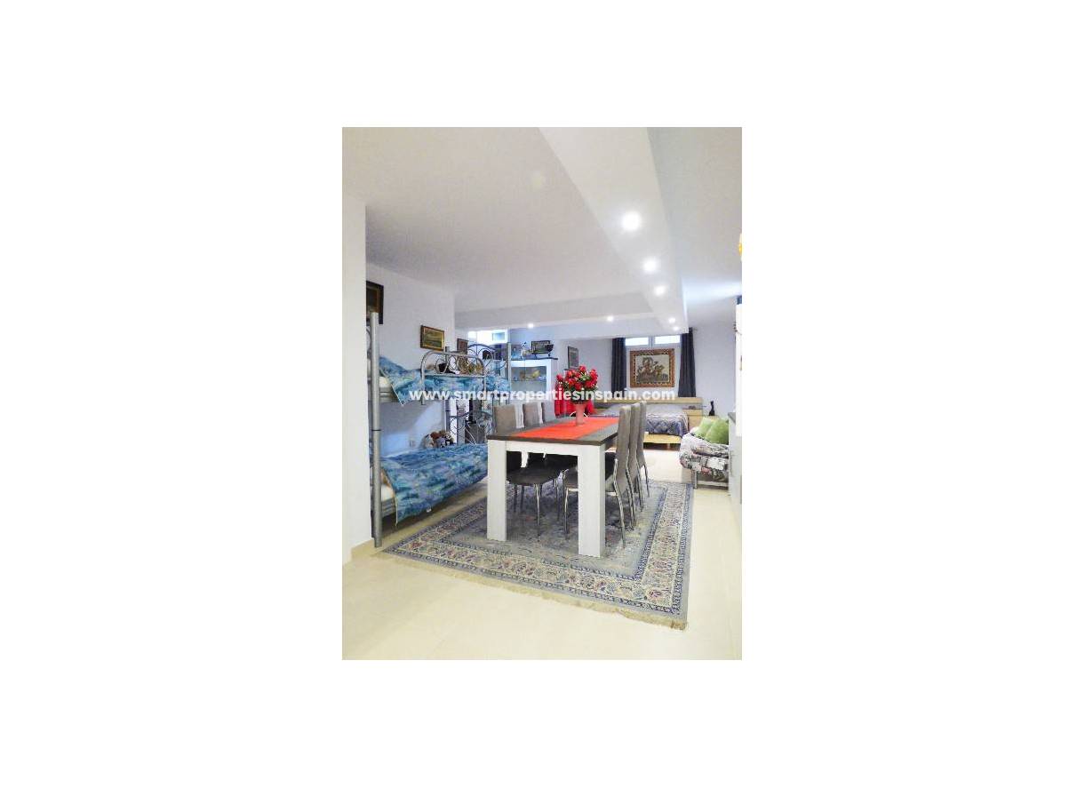 Wederverkoop - Detached Villa - La Marina - Urbanización La Marina