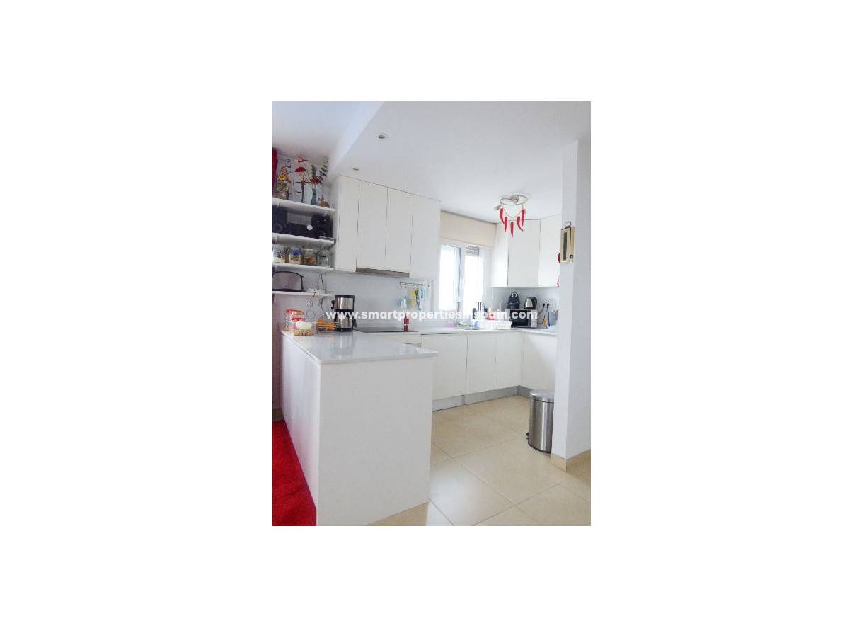 Wederverkoop - Detached Villa - La Marina - Urbanización La Marina