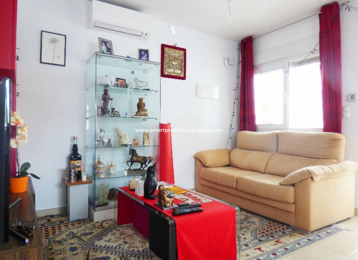 Wederverkoop - Detached Villa - La Marina - Urbanización La Marina