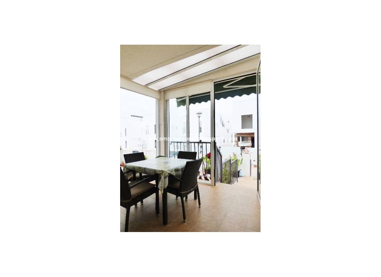 Wederverkoop - Detached Villa - La Marina - Urbanización La Marina
