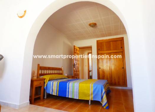 Wederverkoop - Detached Villa - La Marina - Urbanización La Marina