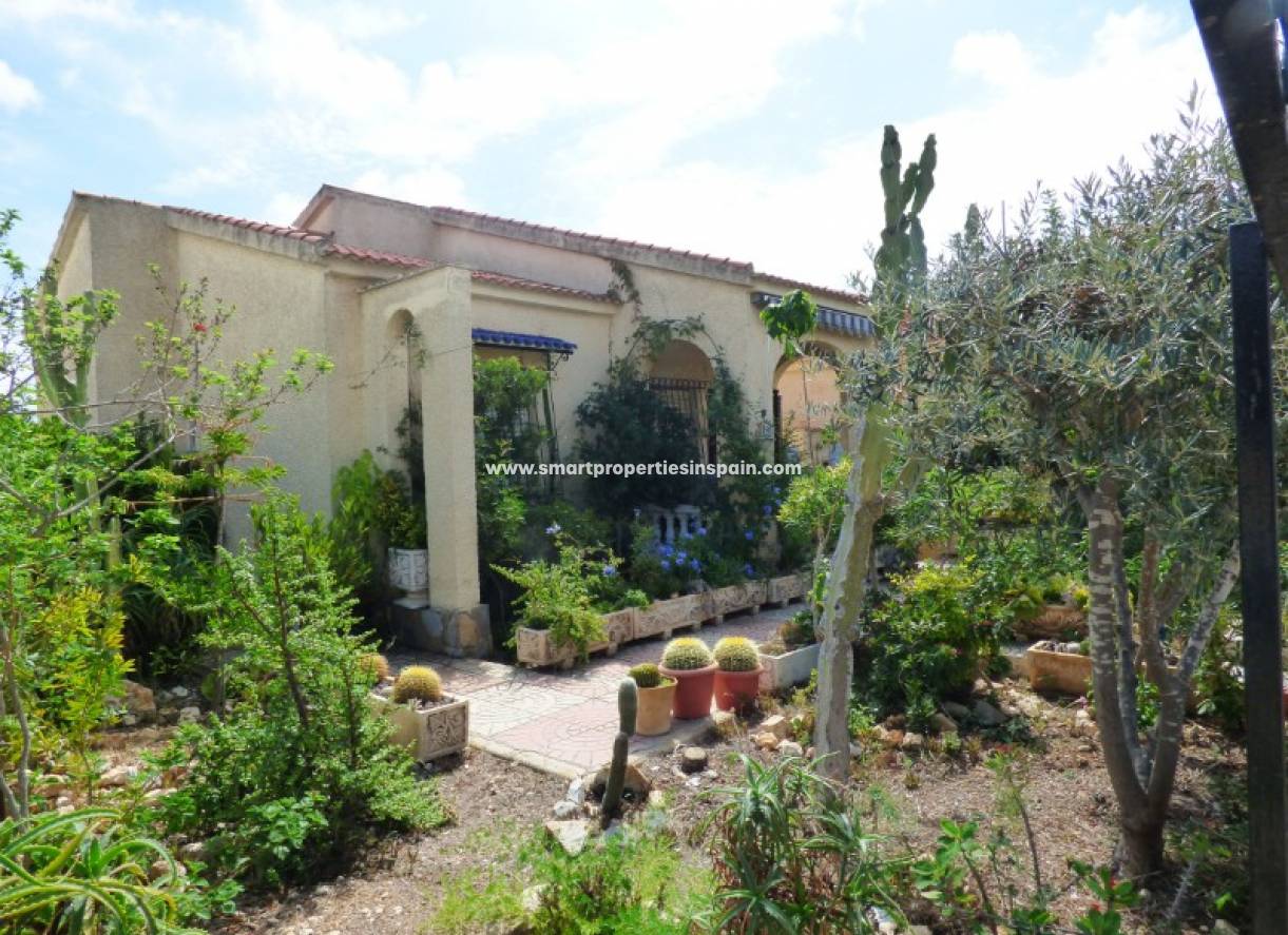 Wederverkoop - Detached Villa - La Marina - Urbanización La Marina