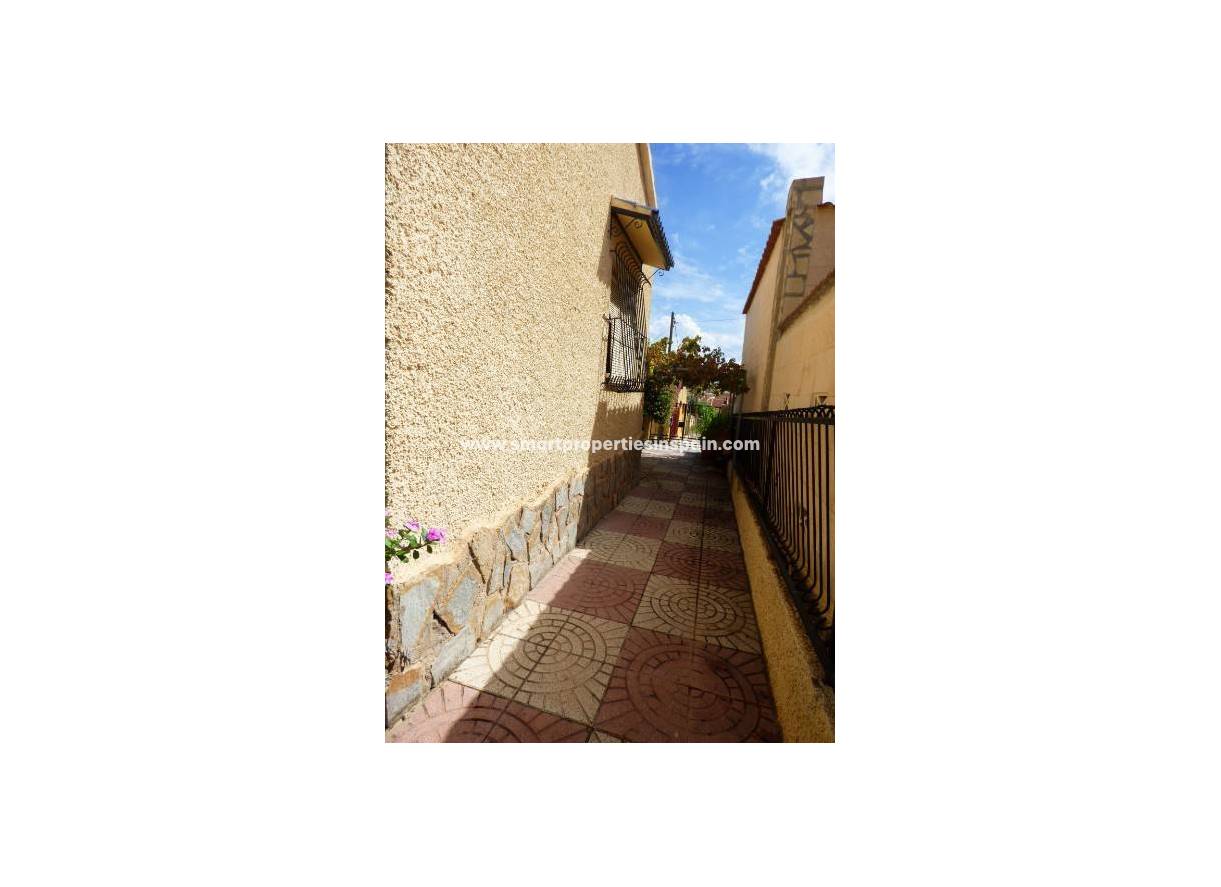 Wederverkoop - Detached Villa - La Marina - Urbanización La Marina