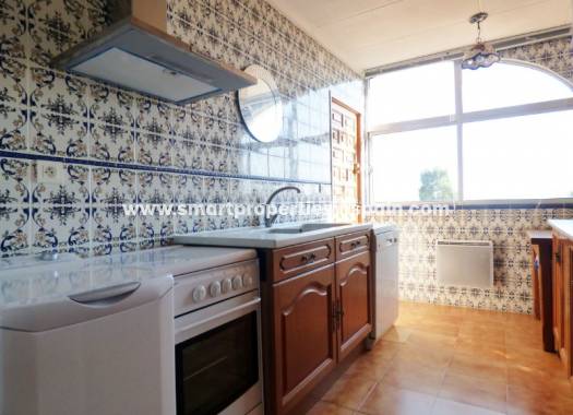 Wederverkoop - Detached Villa - La Marina - Urbanización La Marina