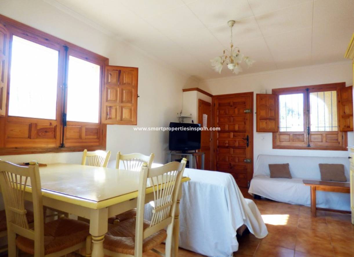 Wederverkoop - Detached Villa - La Marina - Urbanización La Marina