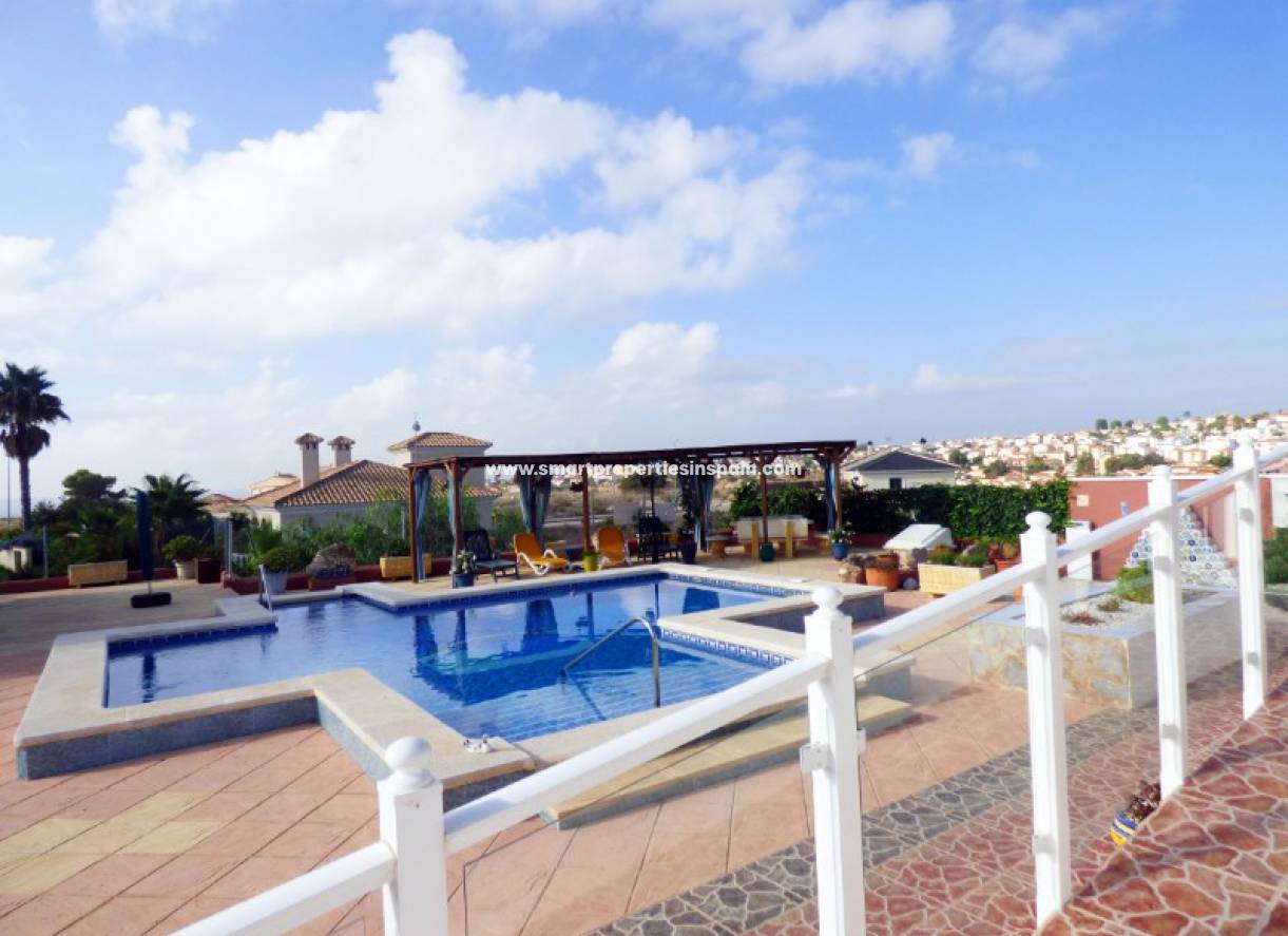 Wederverkoop - Detached Villa - La Marina - Urbanización La Marina