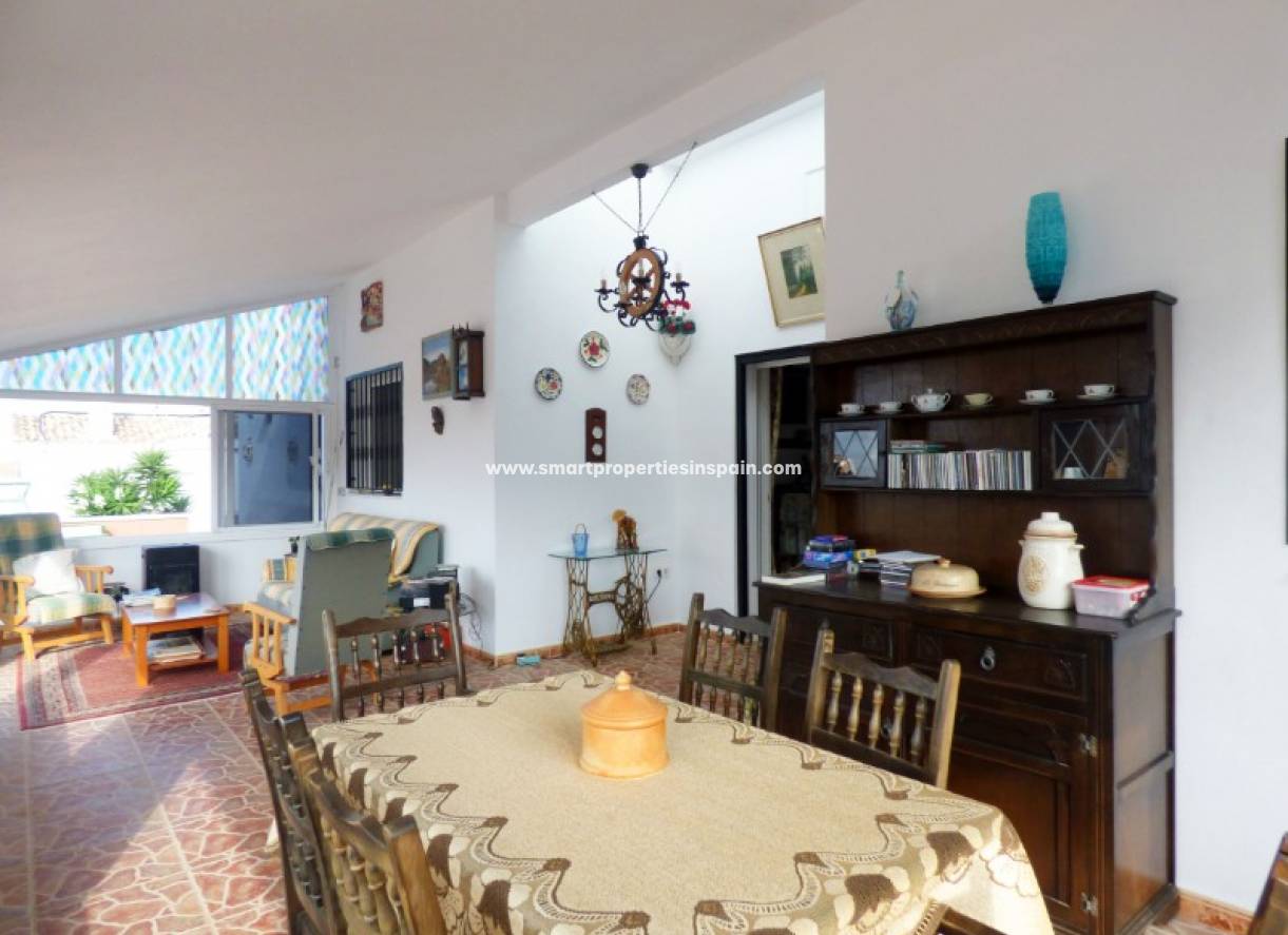 Wederverkoop - Detached Villa - La Marina - Urbanización La Marina