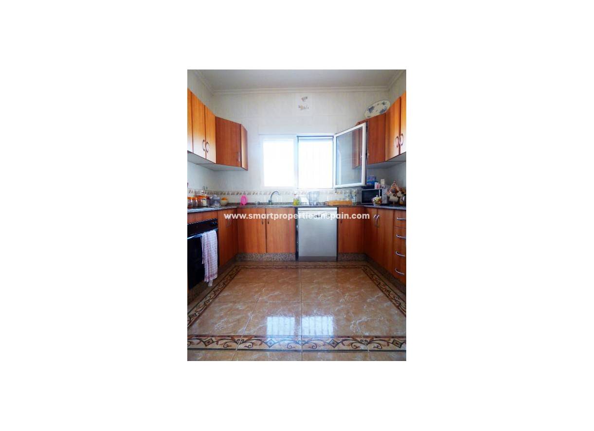 Wederverkoop - Detached Villa - La Marina - Urbanización La Marina