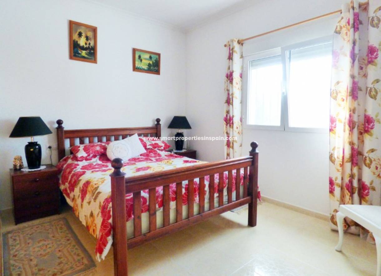Wederverkoop - Detached Villa - La Marina - Urbanización La Marina