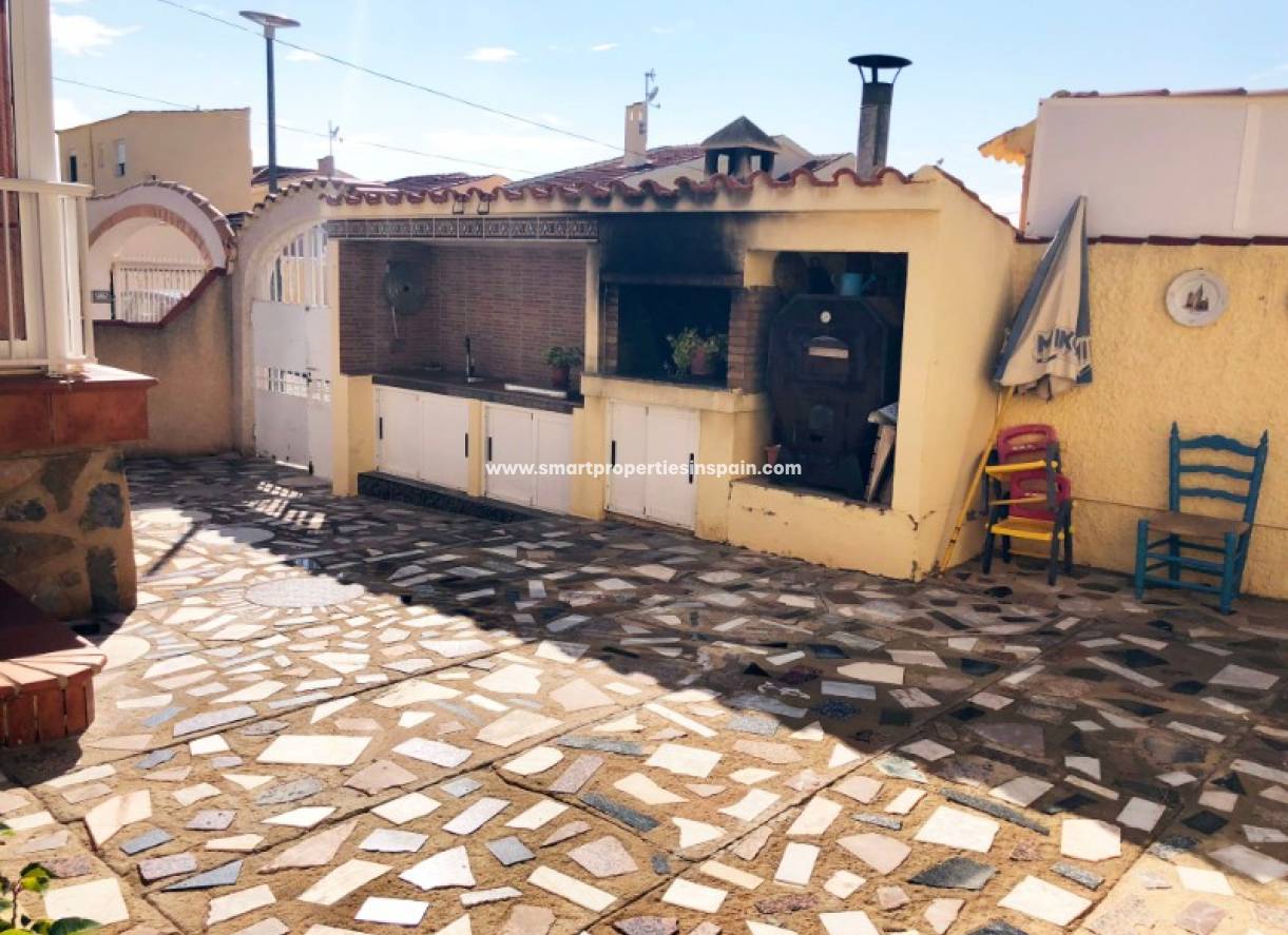 Wederverkoop - Detached Villa - La Marina - Urbanización La Marina