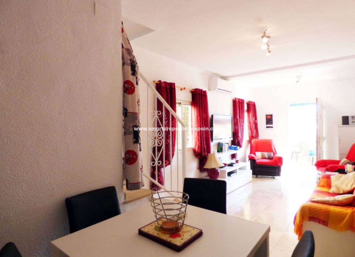 Wederverkoop - Detached Villa - La Marina - Urbanización La Marina