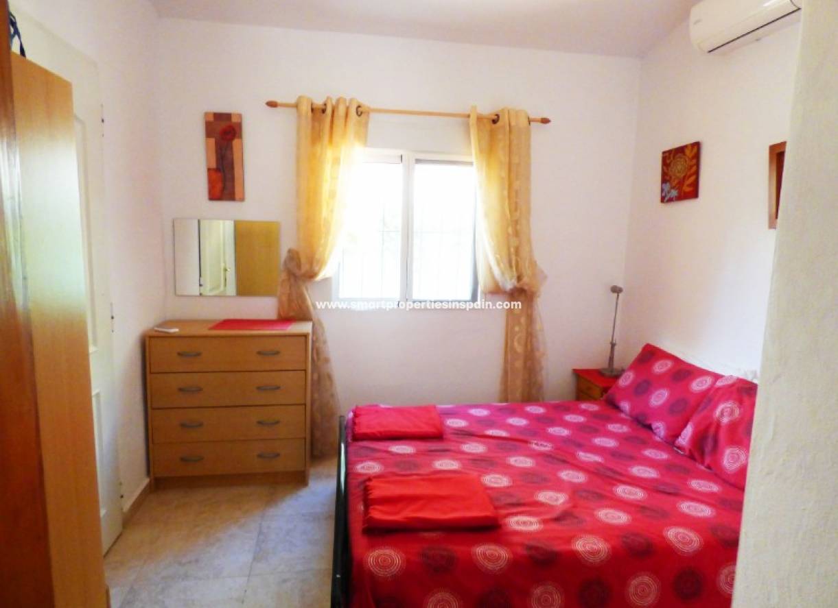 Wederverkoop - Detached Villa - La Marina - Urbanización La Marina