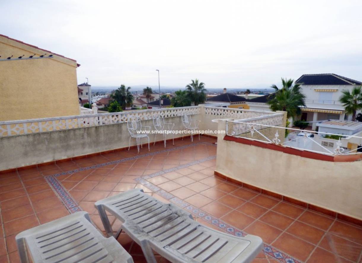 Wederverkoop - Detached Villa - La Marina - Urbanización La Marina