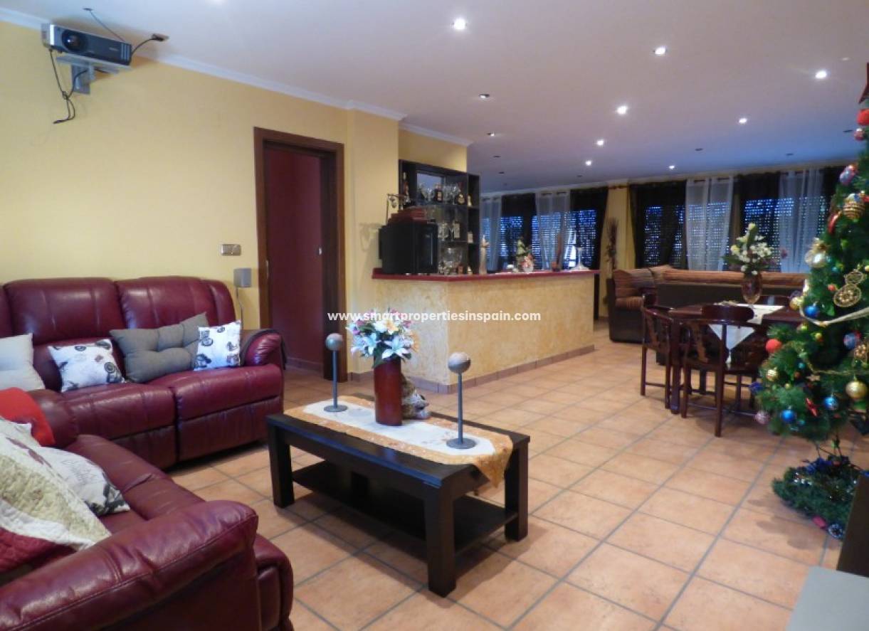 Wederverkoop - Detached Villa - La Marina - Urbanización La Marina