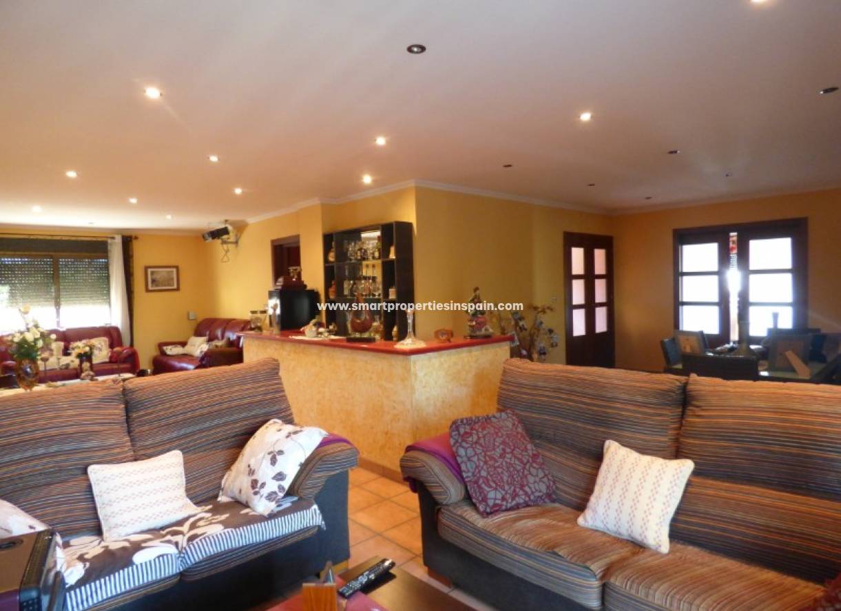 Wederverkoop - Detached Villa - La Marina - Urbanización La Marina
