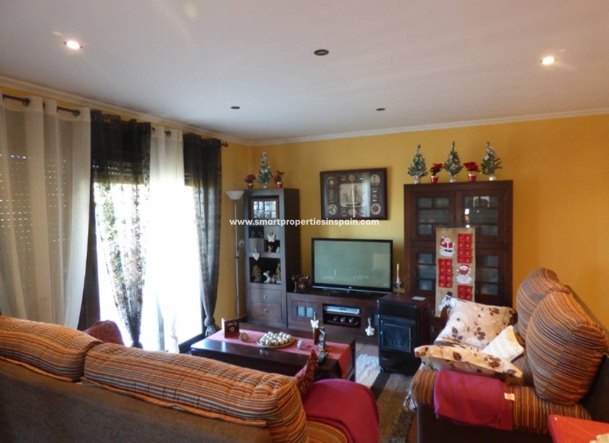 Wederverkoop - Detached Villa - La Marina - Urbanización La Marina