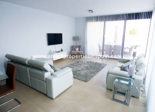 Wederverkoop - Detached Villa - La Marina - Urbanización La Marina
