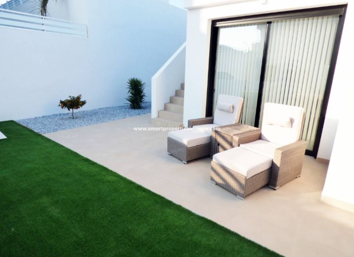 Wederverkoop - Detached Villa - La Marina - Urbanización La Marina