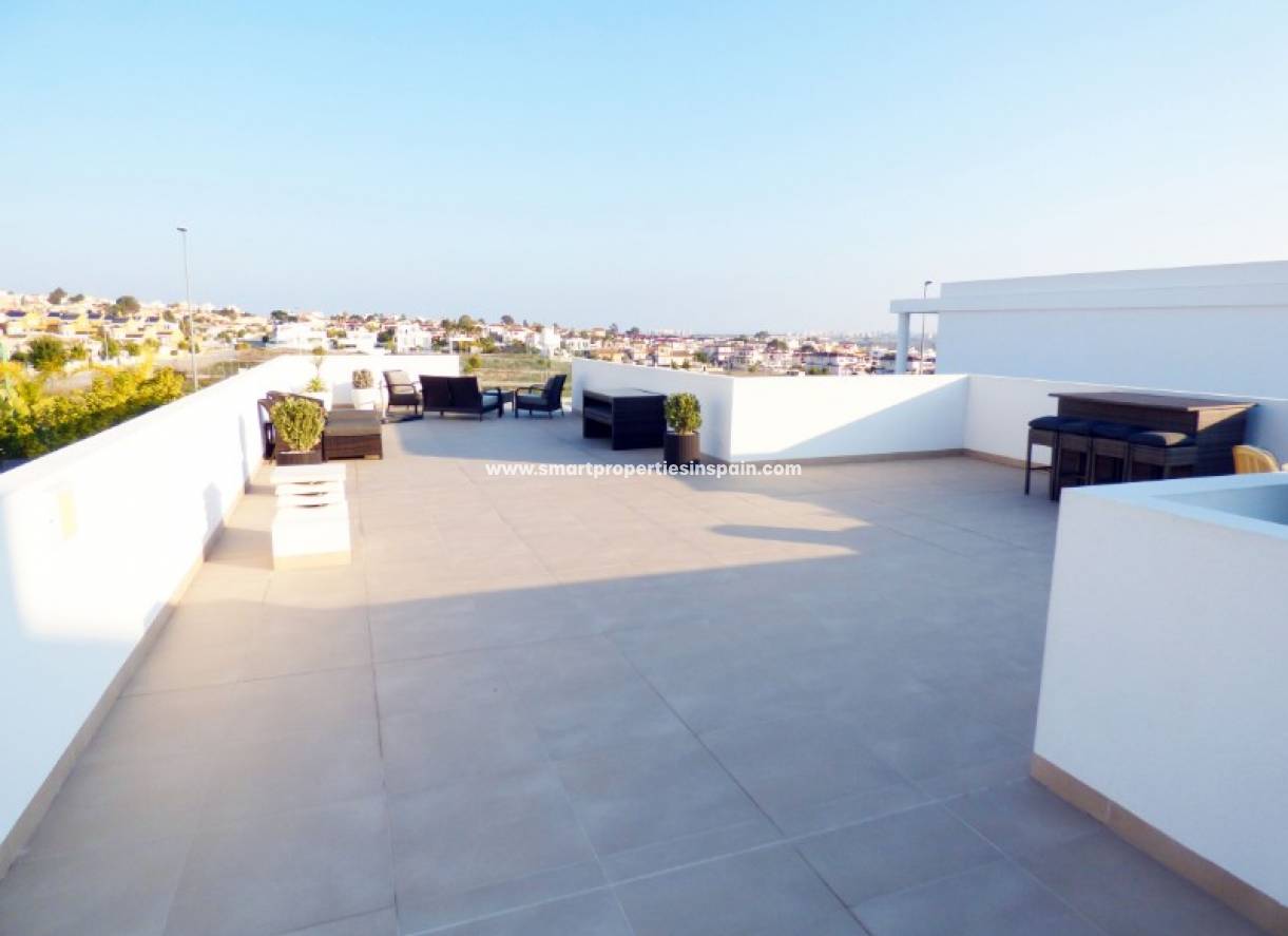Wederverkoop - Detached Villa - La Marina - Urbanización La Marina