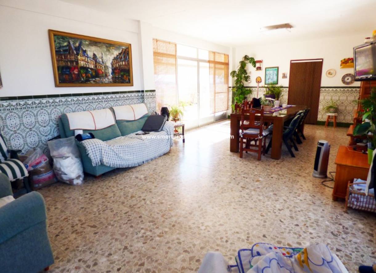 Wederverkoop - Detached Villa - La Marina - Urbanización La Marina
