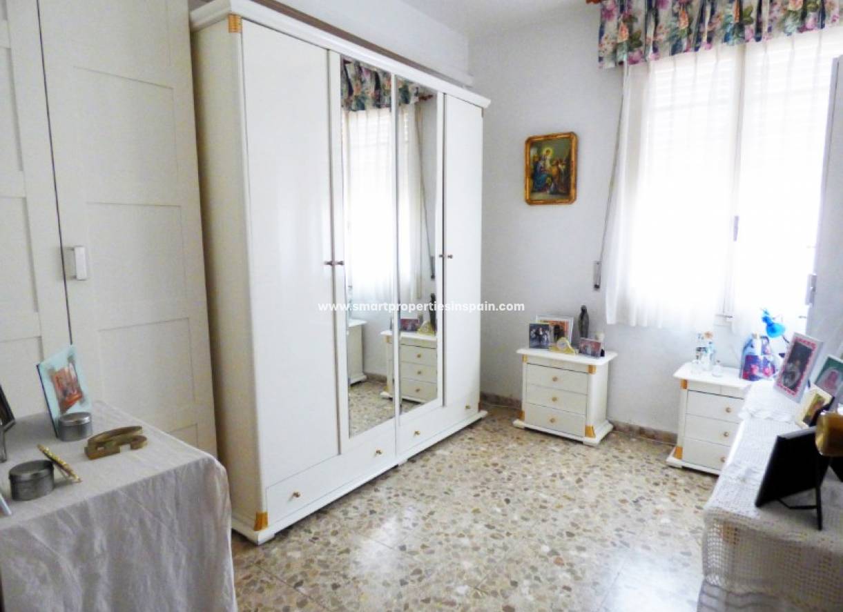 Wederverkoop - Detached Villa - La Marina - Urbanización La Marina