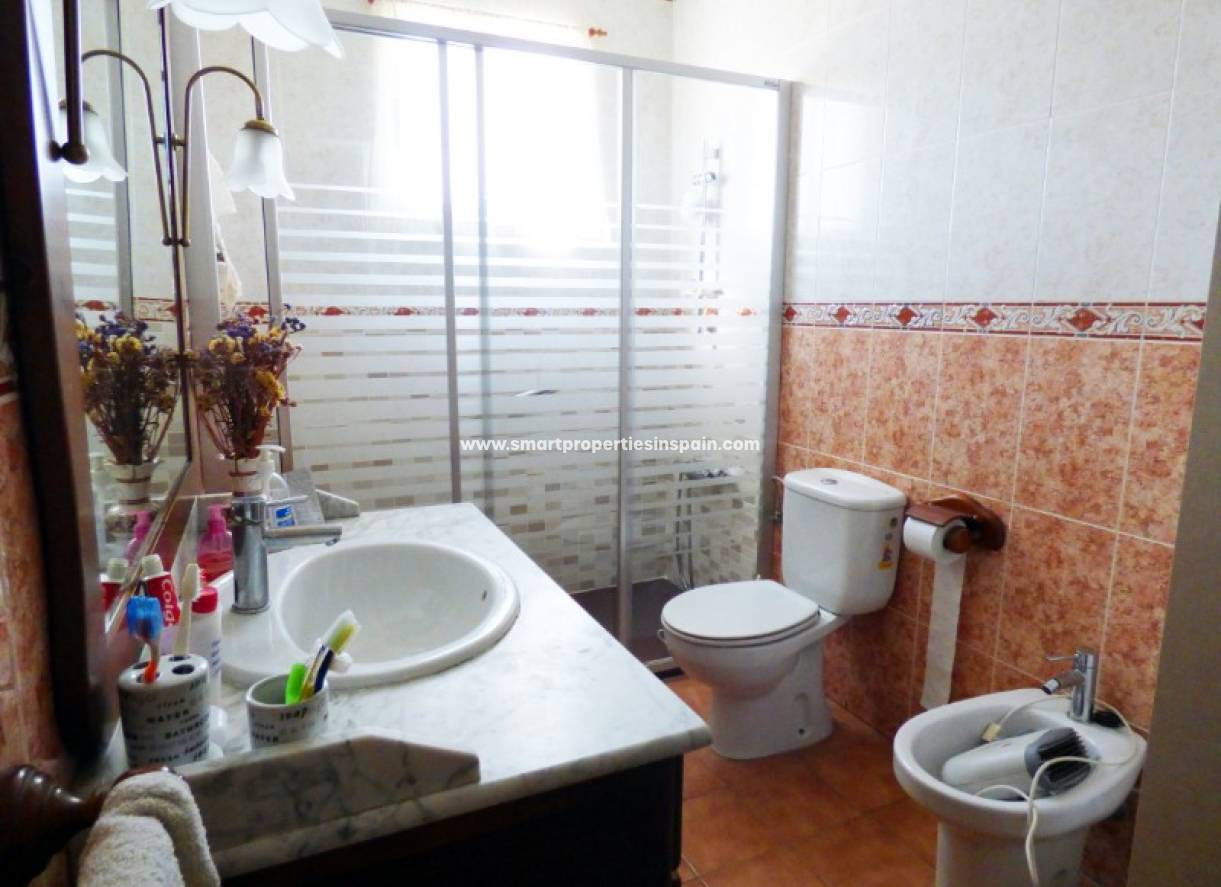 Wederverkoop - Detached Villa - La Marina - Urbanización La Marina