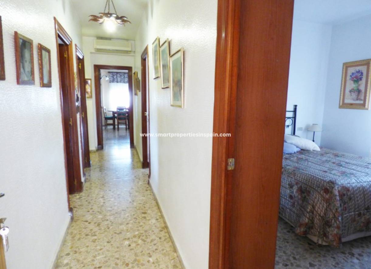 Wederverkoop - Detached Villa - La Marina - Urbanización La Marina