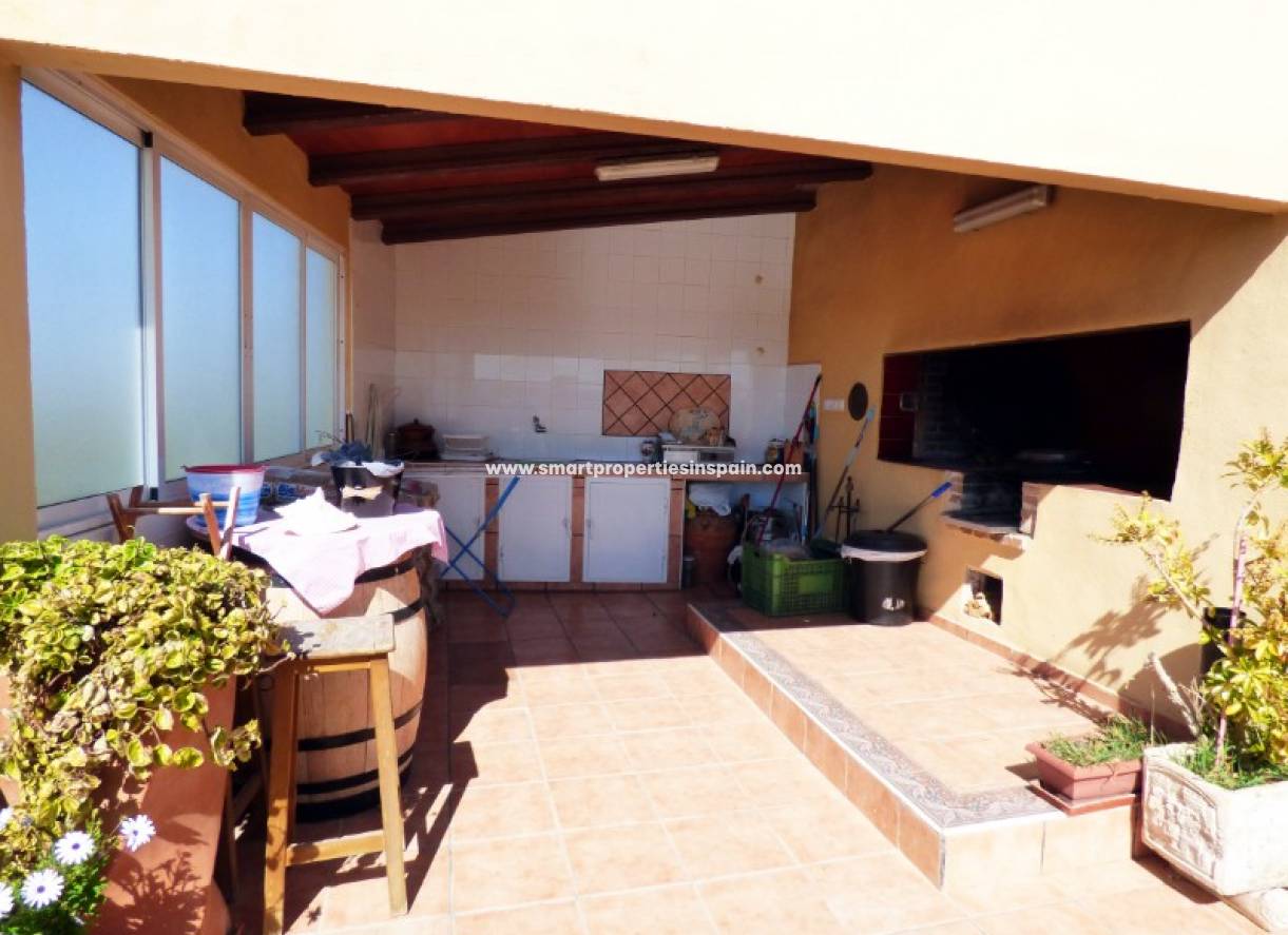 Wederverkoop - Detached Villa - La Marina - Urbanización La Marina