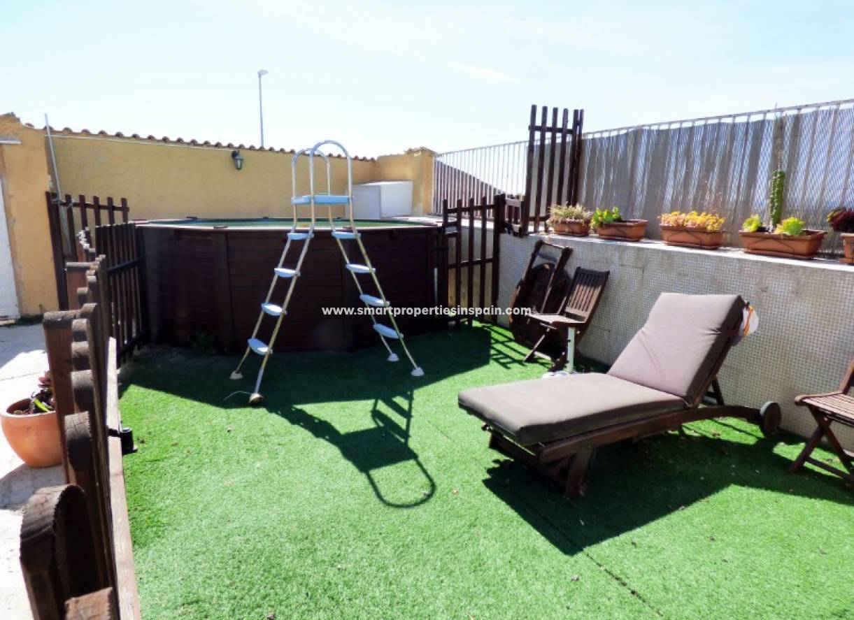 Wederverkoop - Detached Villa - La Marina - Urbanización La Marina