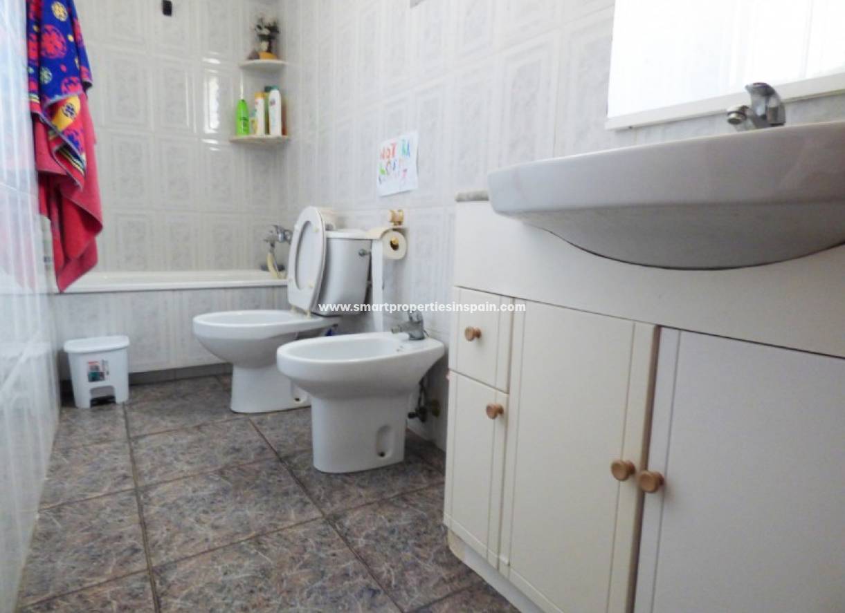 Wederverkoop - Detached Villa - La Marina - Urbanización La Marina