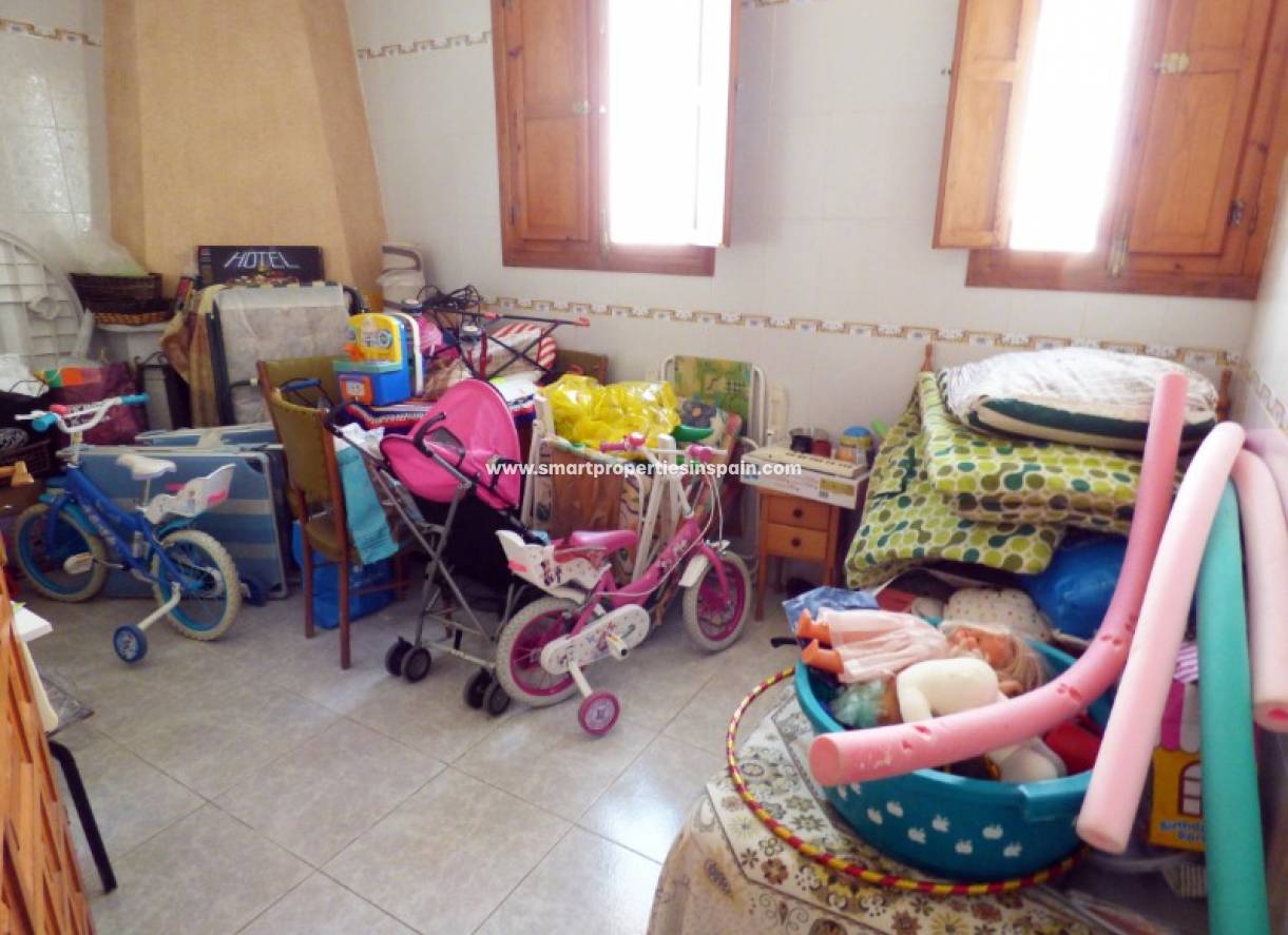 Wederverkoop - Detached Villa - La Marina - Urbanización La Marina