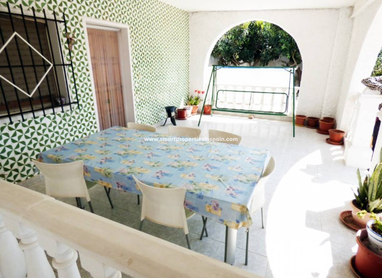 Wederverkoop - Detached Villa - La Marina - Urbanización La Marina