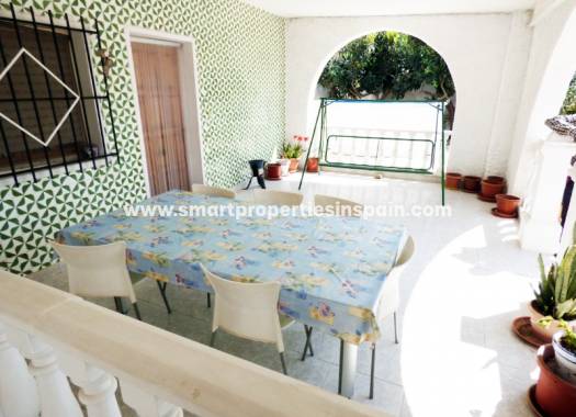 Wederverkoop - Detached Villa - La Marina - Urbanización La Marina