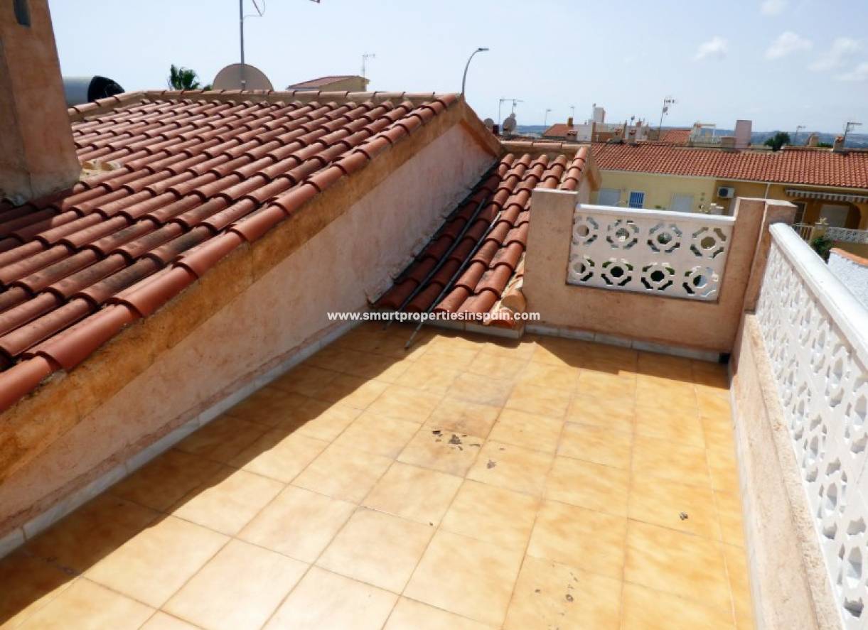 Wederverkoop - Detached Villa - La Marina - Urbanización La Marina