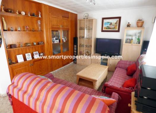 Wederverkoop - Detached Villa - La Marina - Urbanización La Marina