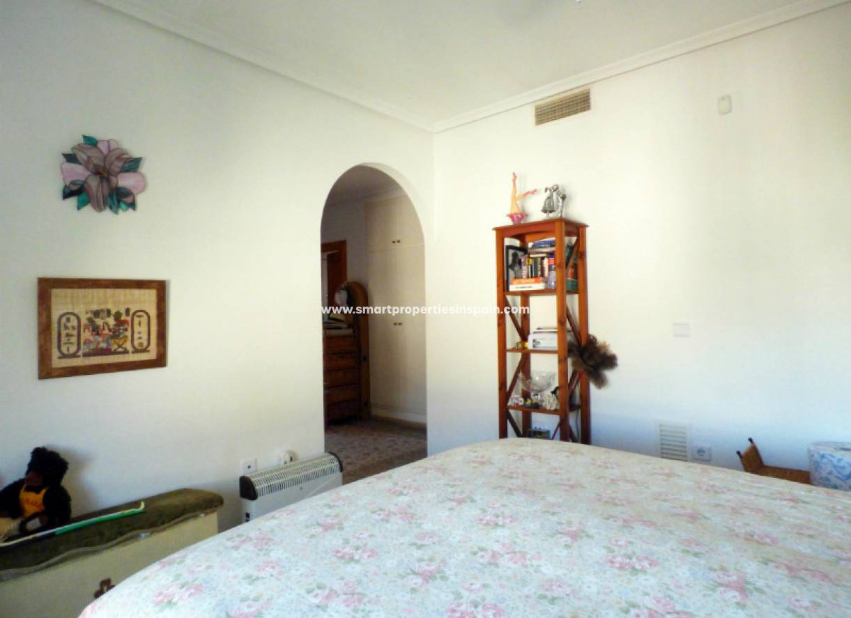 Wederverkoop - Detached Villa - La Marina - Urbanización La Marina