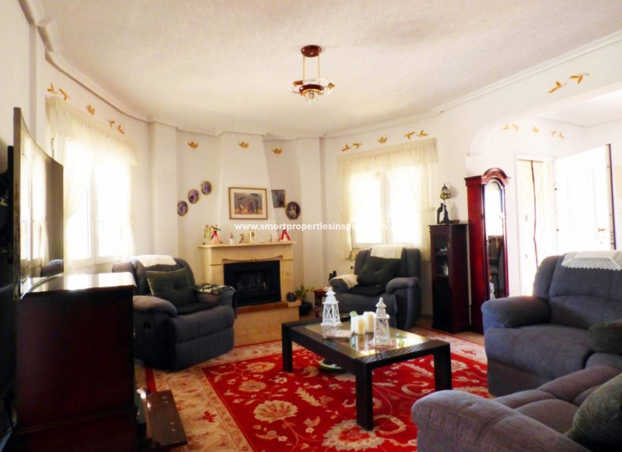 Wederverkoop - Detached Villa - La Marina - Urbanización La Marina