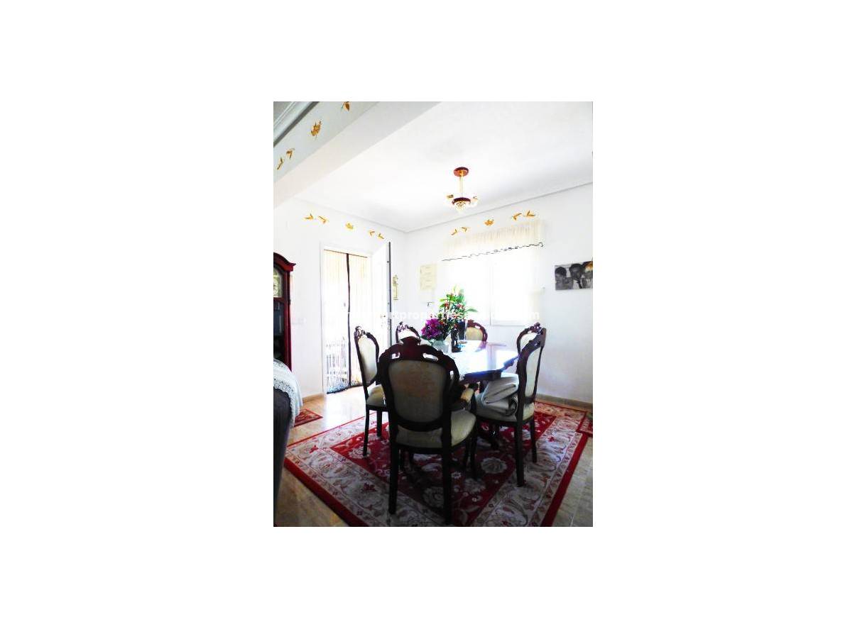 Wederverkoop - Detached Villa - La Marina - Urbanización La Marina