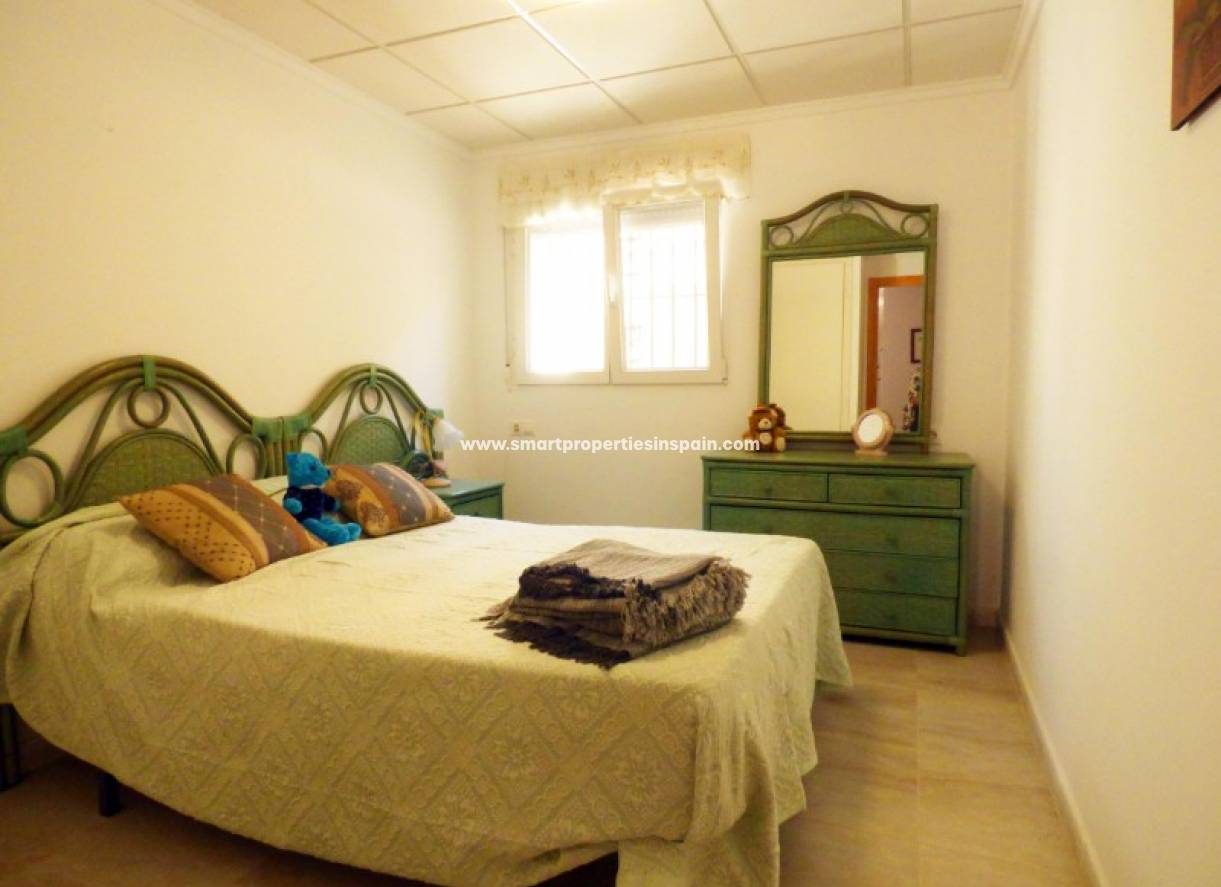 Wederverkoop - Detached Villa - La Marina - Urbanización La Marina