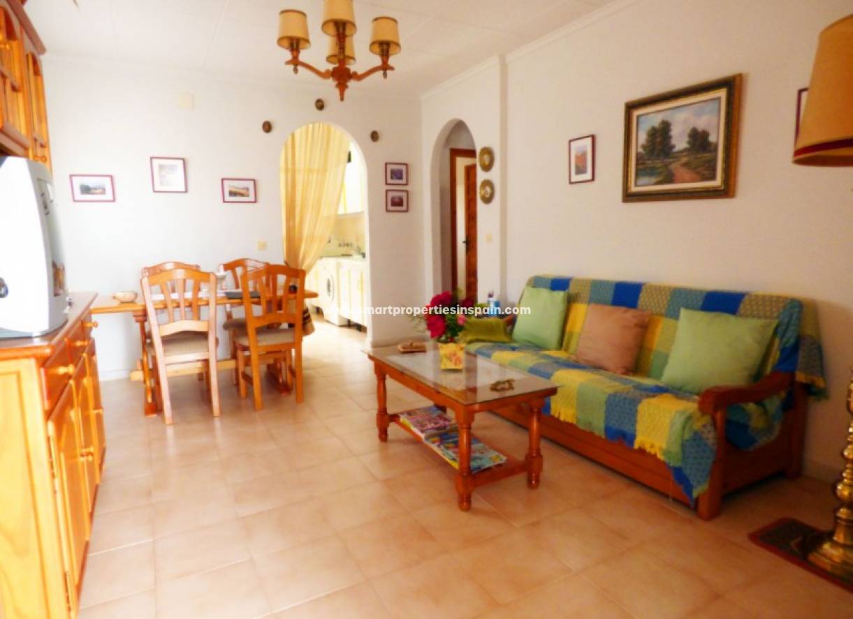Wederverkoop - Detached Villa - La Marina - Urbanización La Marina