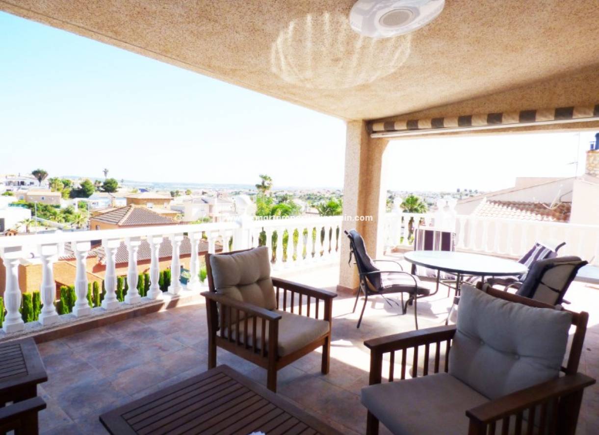 Wederverkoop - Detached Villa - La Marina - Urbanización La Marina