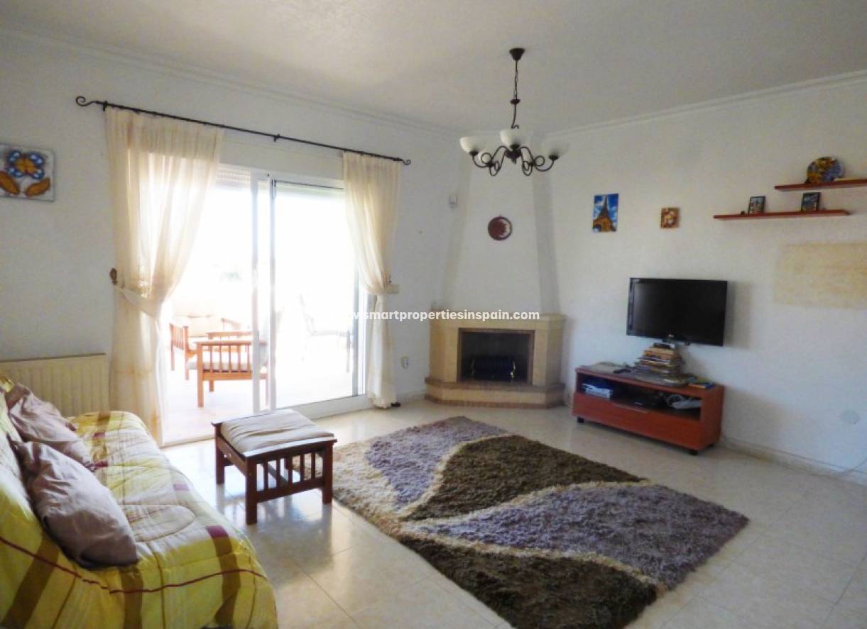 Wederverkoop - Detached Villa - La Marina - Urbanización La Marina