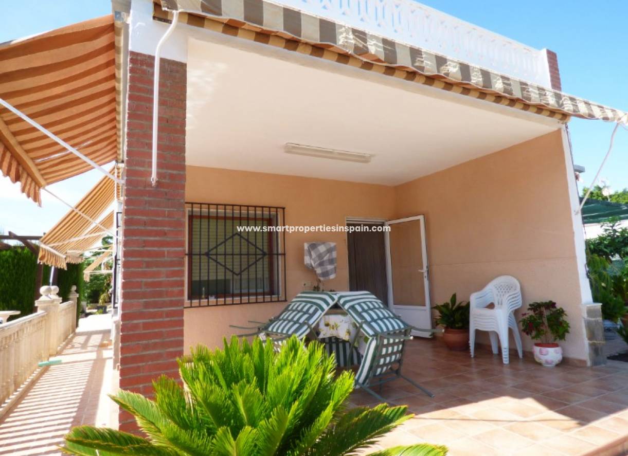Wederverkoop - Detached Villa - La Marina - Urbanización La Marina