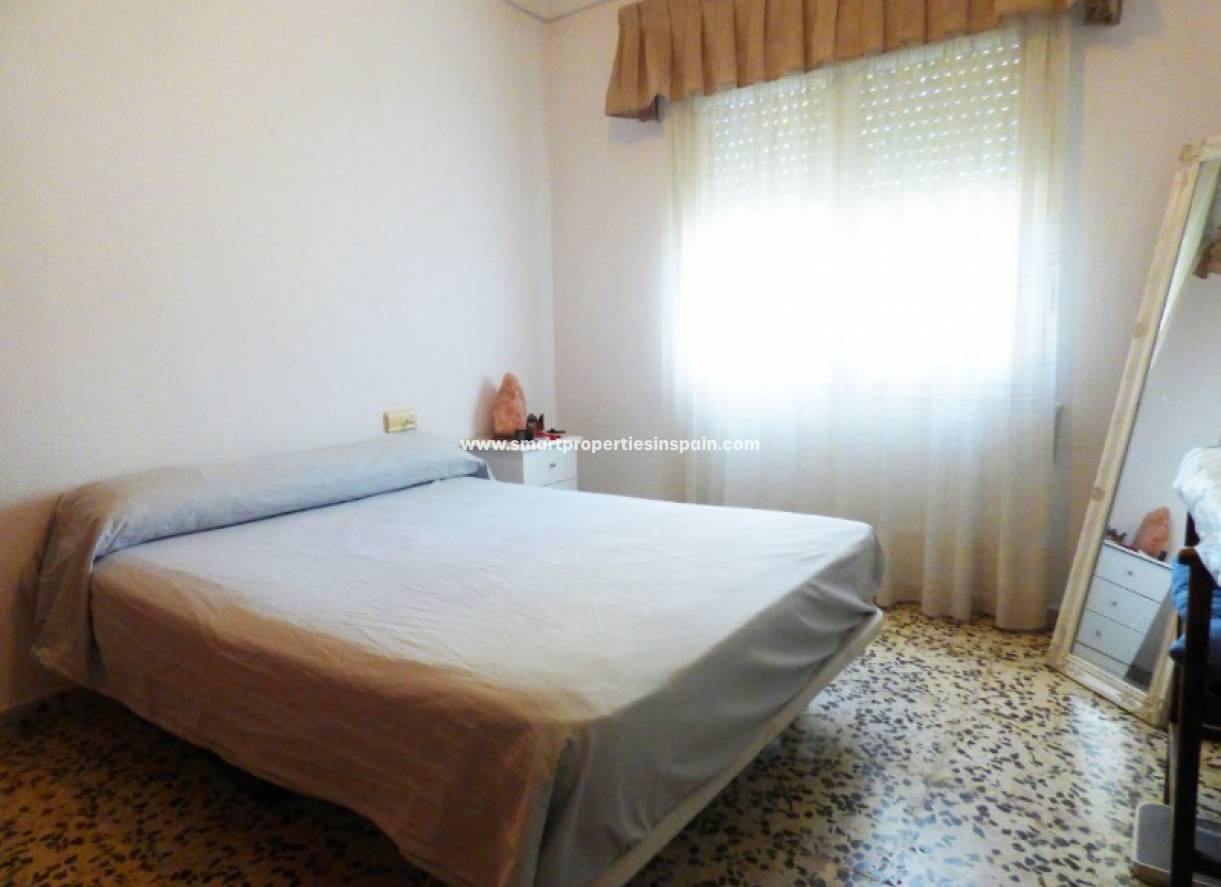 Wederverkoop - Detached Villa - La Marina - Urbanización La Marina