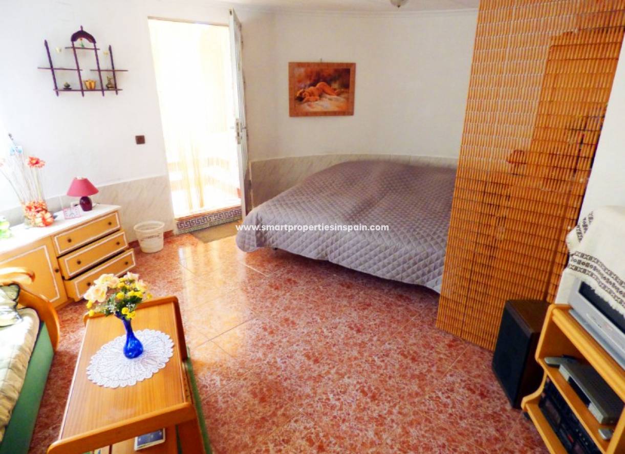Wederverkoop - Detached Villa - La Marina - Urbanización La Marina