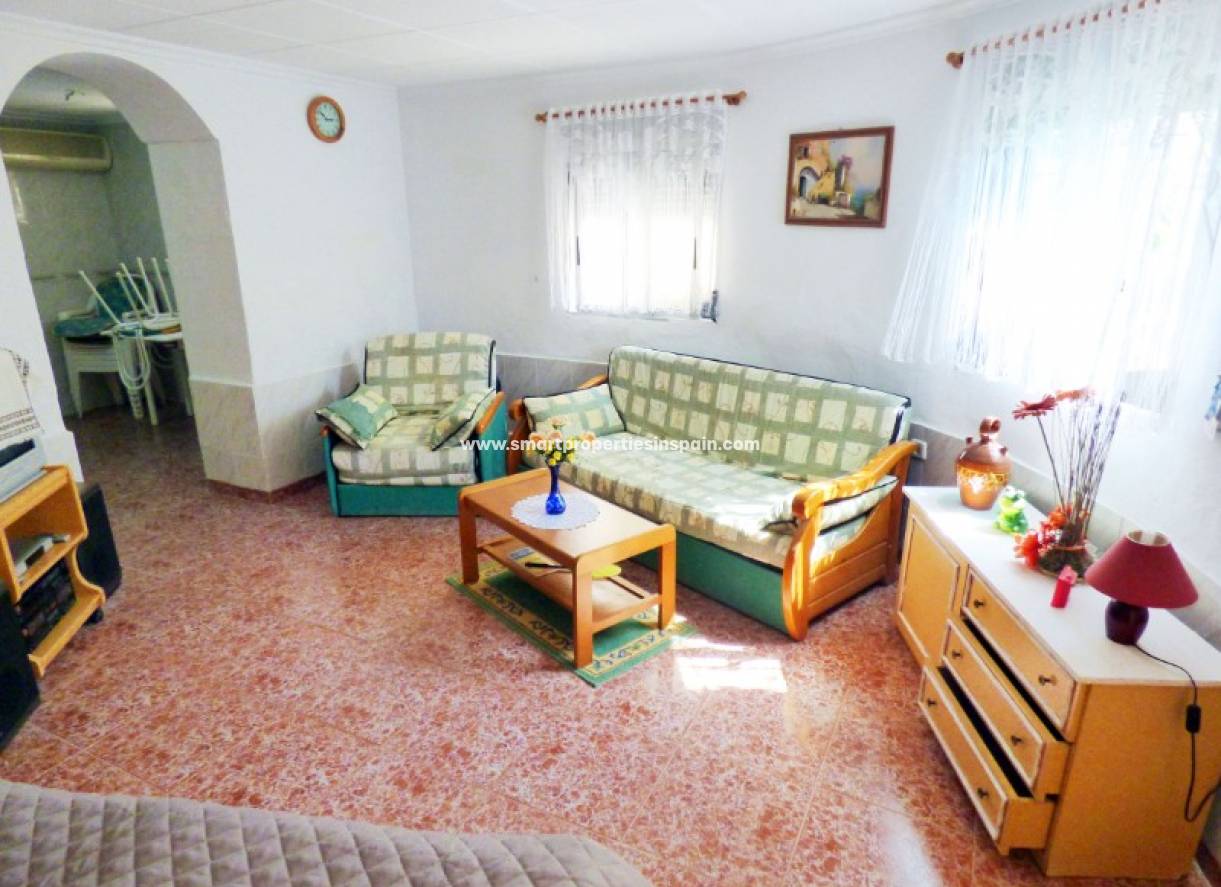 Wederverkoop - Detached Villa - La Marina - Urbanización La Marina