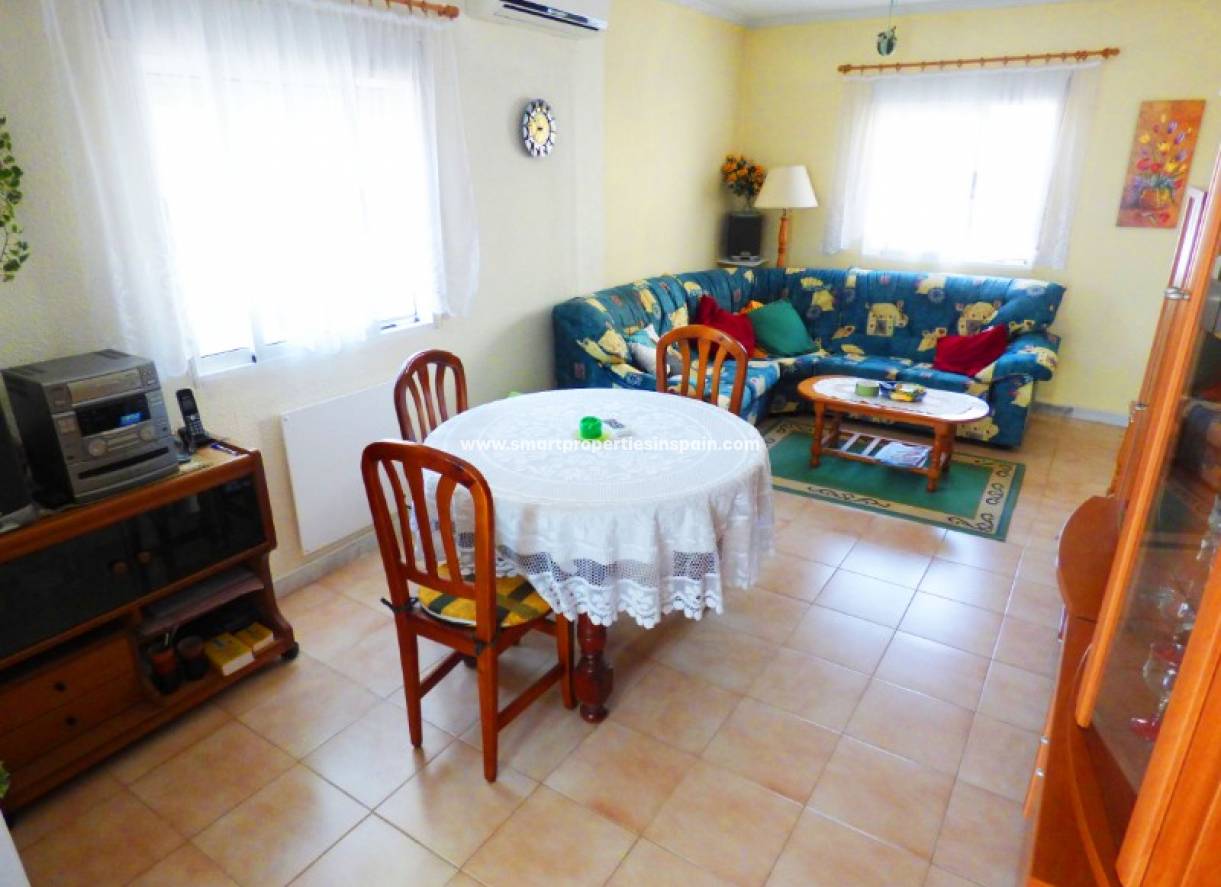 Wederverkoop - Detached Villa - La Marina - Urbanización La Marina