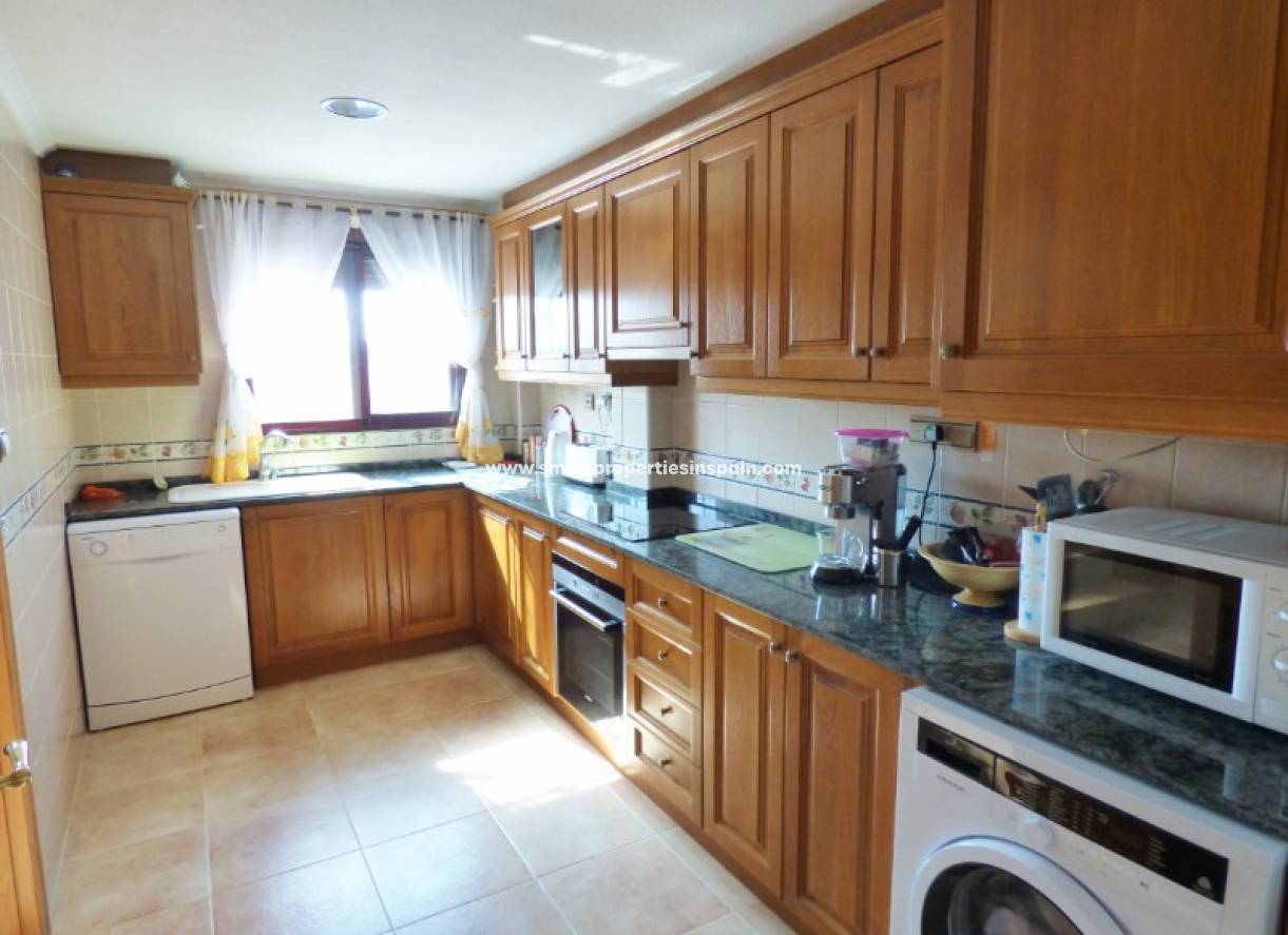 Wederverkoop - Detached Villa - La Marina - Urbanización La Marina